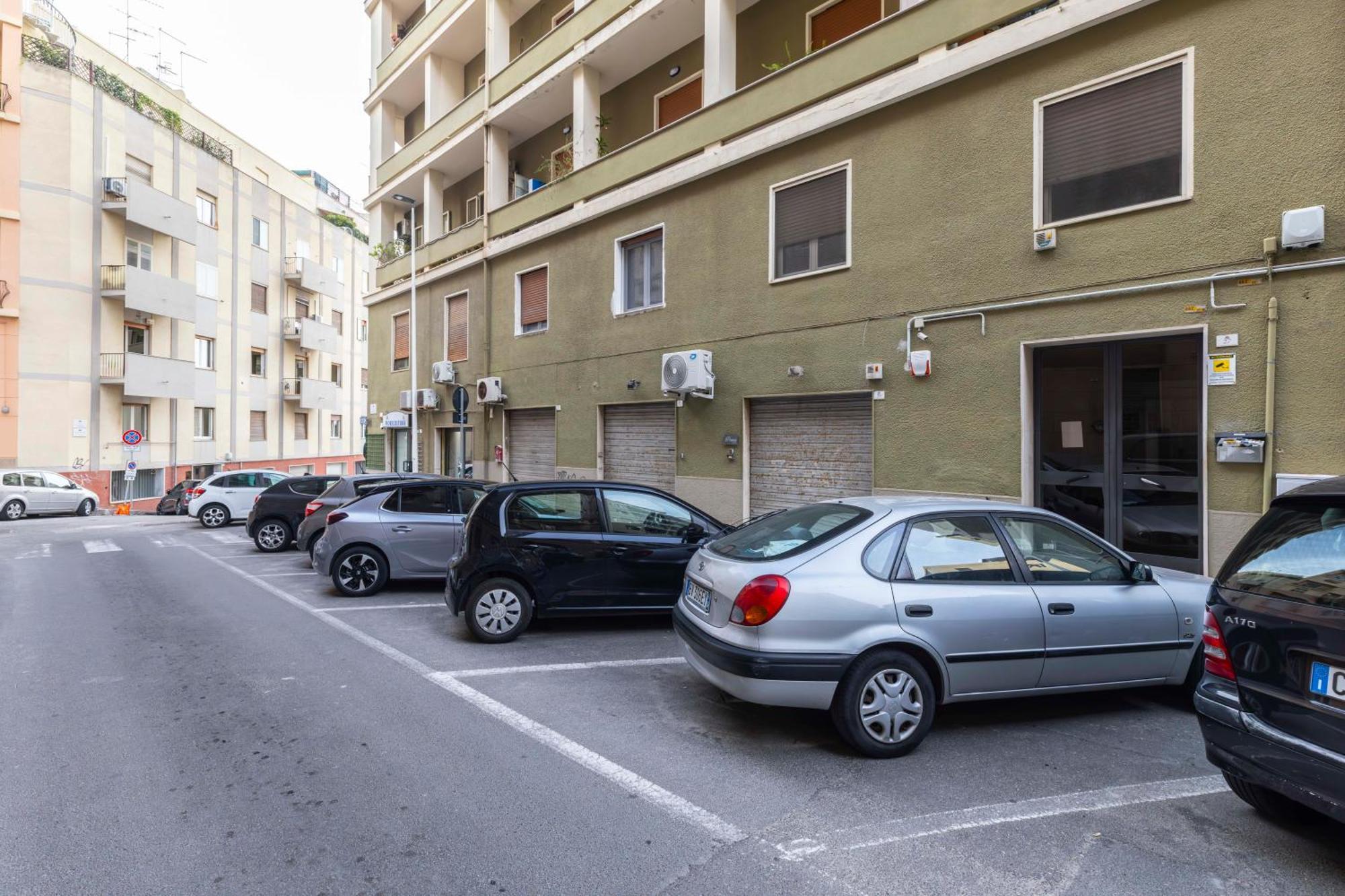 Maison d'hôtes Quarzo. Modern Cagliari